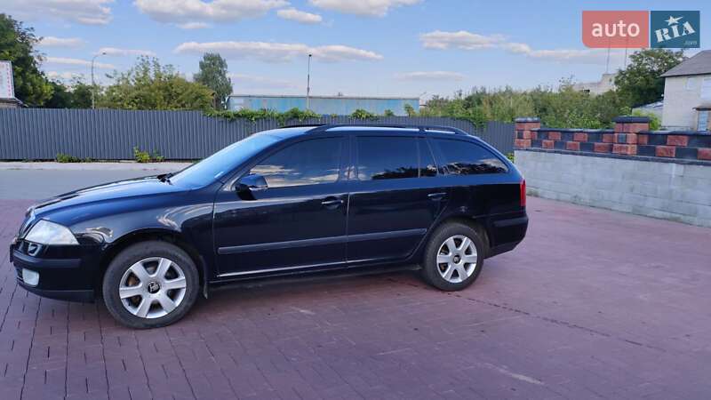 Универсал Skoda Octavia 2007 в Ровно