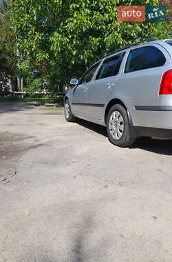 Универсал Skoda Octavia 2008 в Чутове