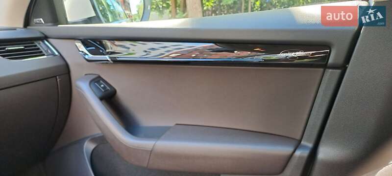 Универсал Skoda Octavia 2019 в Львове