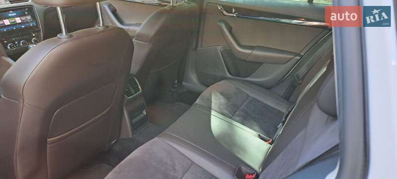 Универсал Skoda Octavia 2019 в Львове