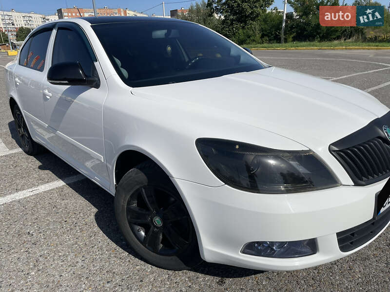 Ліфтбек Skoda Octavia 2012 в Чернівцях