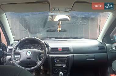 Ліфтбек Skoda Octavia 2005 в 