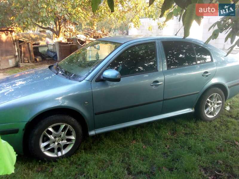 Ліфтбек Skoda Octavia 2009 в Володимирі