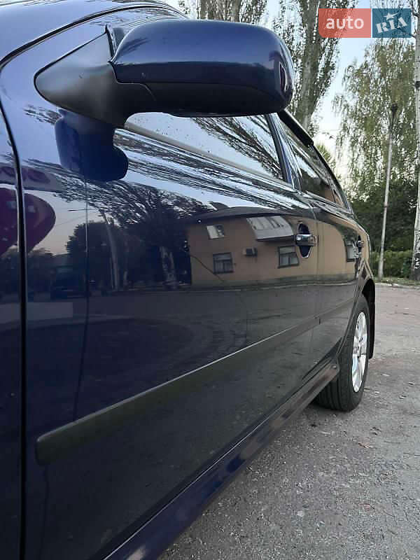 Ліфтбек Skoda Octavia 2004 в Добропіллі