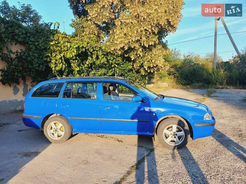 Универсал Skoda Octavia 2001 в Одессе