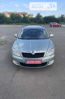 Универсал Skoda Octavia 2009 в Луцке