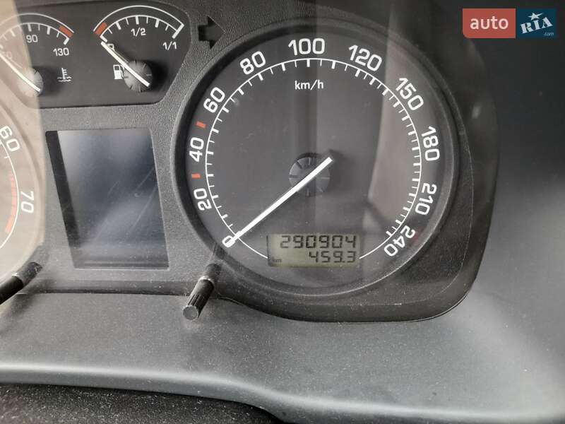 Універсал Skoda Octavia 2003 в Івано-Франківську