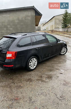 Универсал Skoda Octavia 2015 в Ужгороде