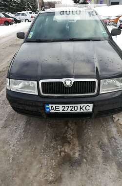 Універсал Skoda Octavia 2002 в Дніпрі