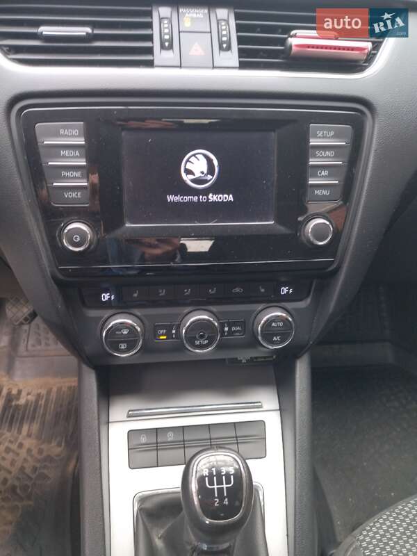 Универсал Skoda Octavia 2015 в Полтаве