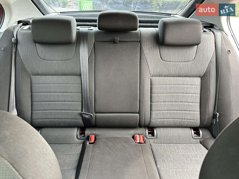 Ліфтбек Skoda Octavia 2013 в Дніпрі