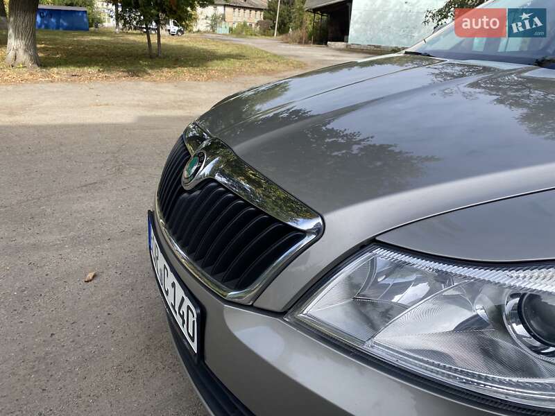 Ліфтбек Skoda Octavia 2011 в Лебедині