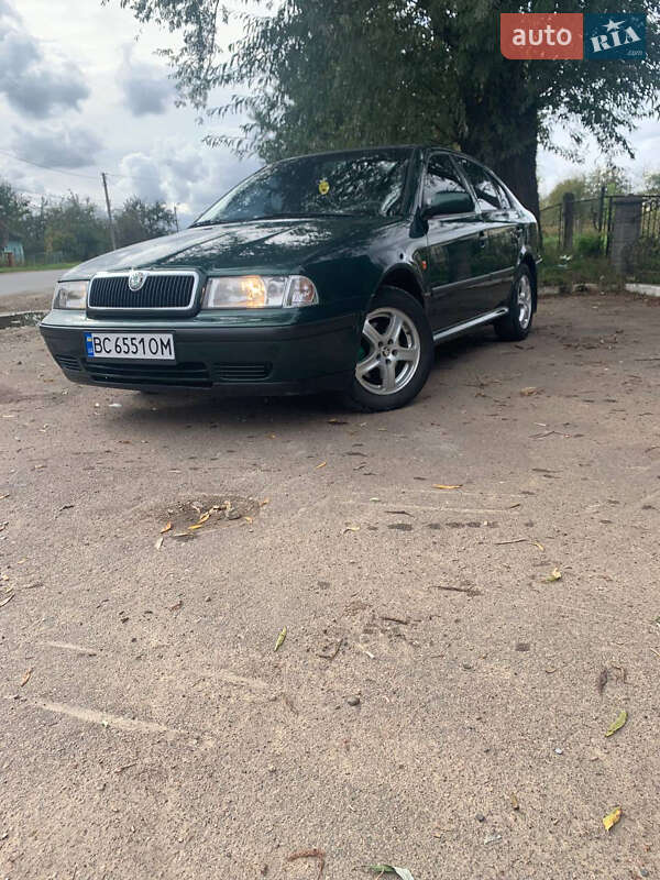 Ліфтбек Skoda Octavia 2000 в Дрогобичі