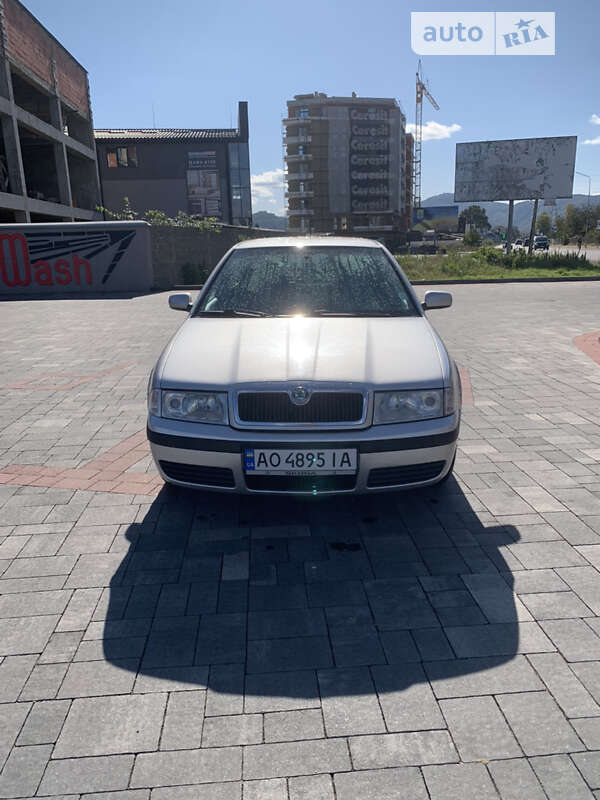 Ліфтбек Skoda Octavia 2005 в Хусті