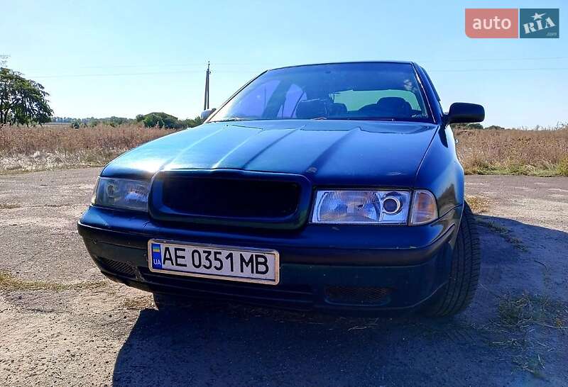 Ліфтбек Skoda Octavia 1998 в Дніпрі