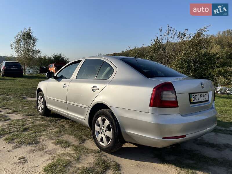 Лифтбек Skoda Octavia 2011 в Львове