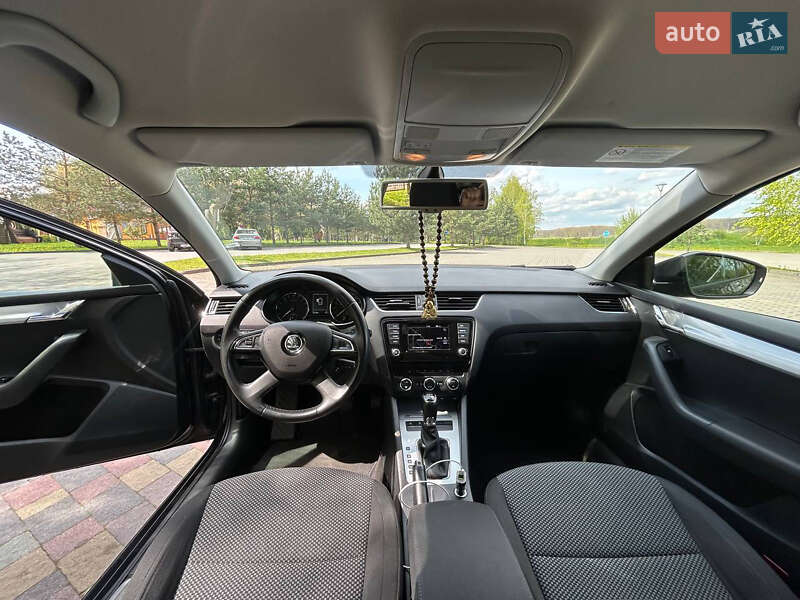 Універсал Skoda Octavia 2014 в Дрогобичі