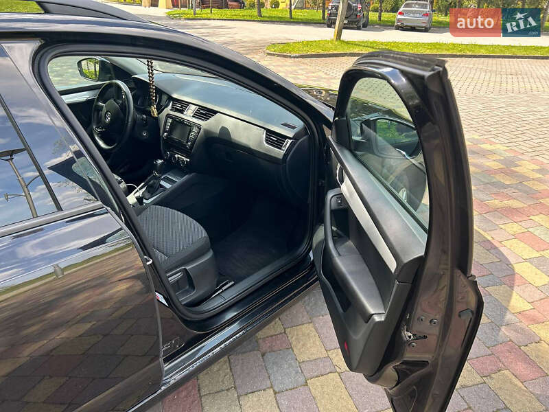 Універсал Skoda Octavia 2014 в Дрогобичі