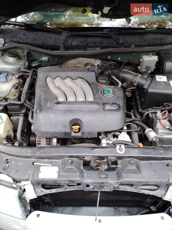 Лифтбек Skoda Octavia 2002 в Богодухове