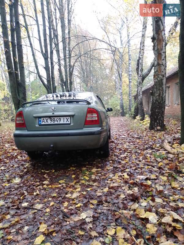 Лифтбек Skoda Octavia 2002 в Богодухове