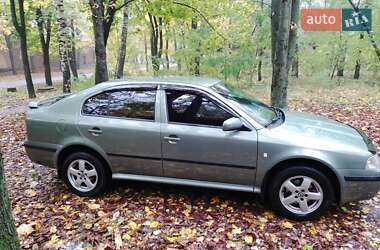 Лифтбек Skoda Octavia 2002 в Богодухове