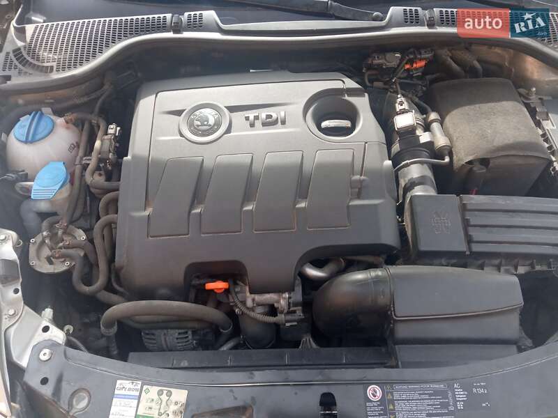 Универсал Skoda Octavia 2012 в Черновцах