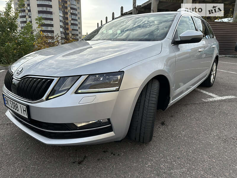 Універсал Skoda Octavia 2017 в Рівному