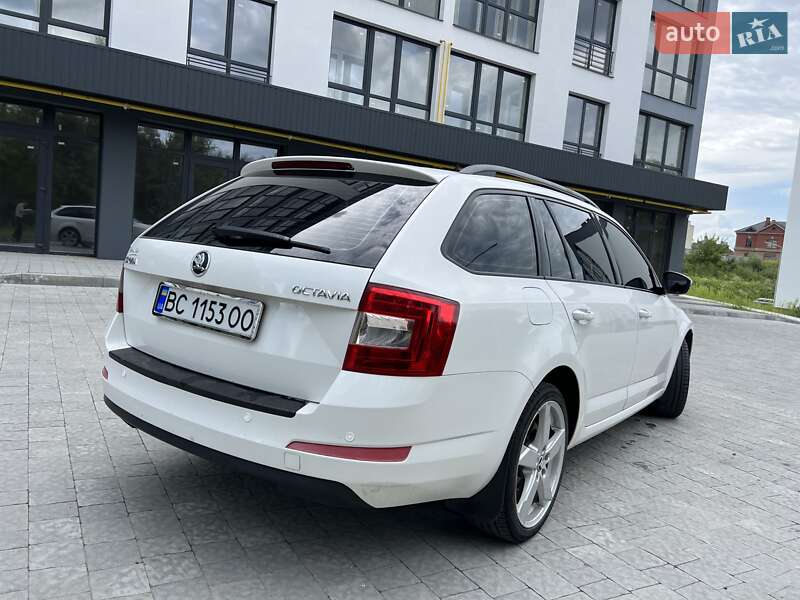Универсал Skoda Octavia 2013 в Новояворовске