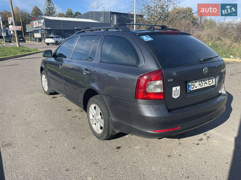 Универсал Skoda Octavia 2011 в Стрые
