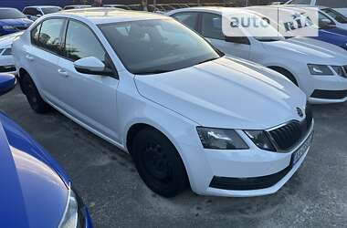 Лифтбек Skoda Octavia 2018 в Киеве