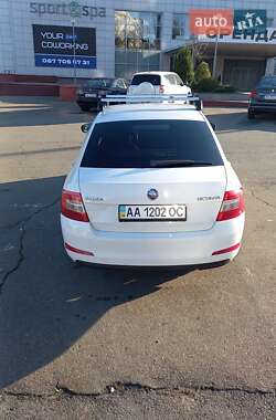 Лифтбек Skoda Octavia 2013 в Киеве