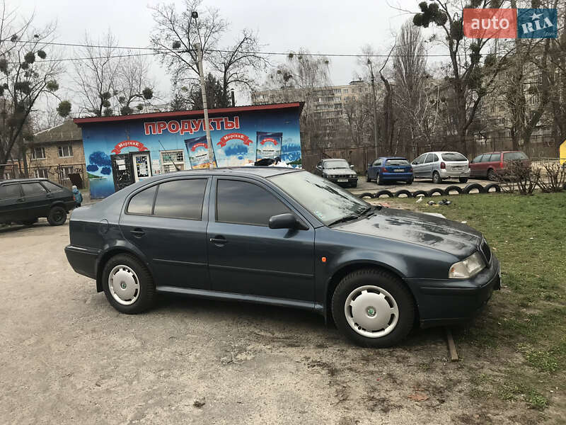 Skoda Octavia 1999