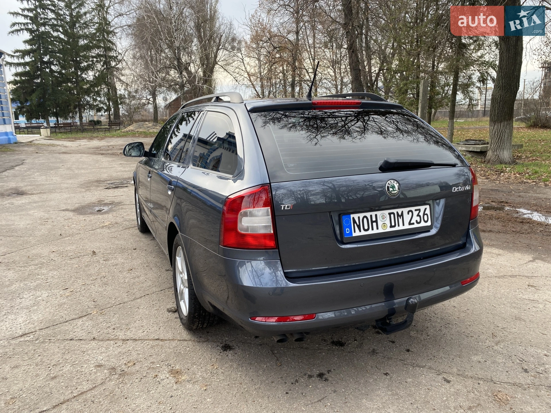 2010 Skoda Octavia - мініатюра 14