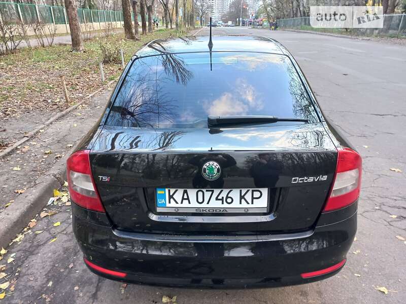 Лифтбек Skoda Octavia 2012 в Киеве