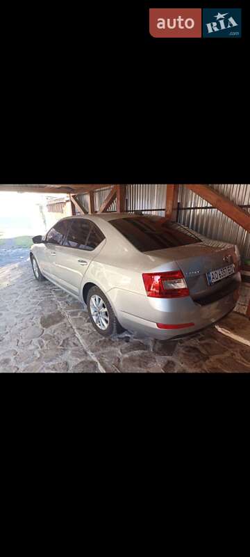 Лифтбек Skoda Octavia 2014 в Межгорье