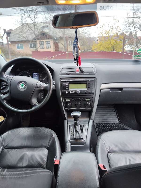 Универсал Skoda Octavia 2005 в Черновцах