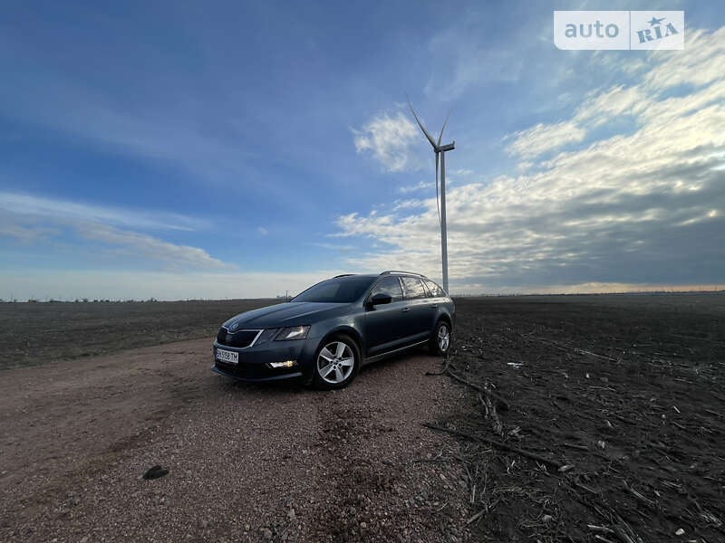 Універсал Skoda Octavia 2018 в Одесі