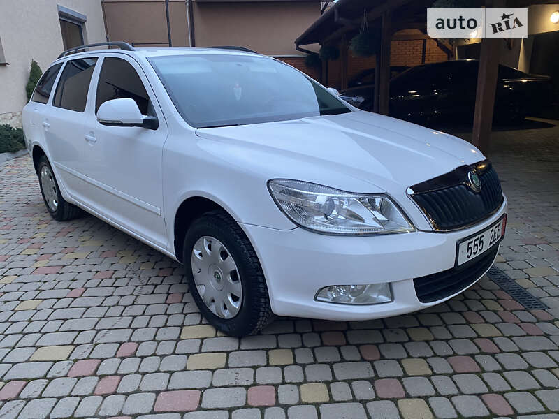 Универсал Skoda Octavia 2013 в Мукачево фото 3 Универсал Skoda Octavia 2013 в Мукачево