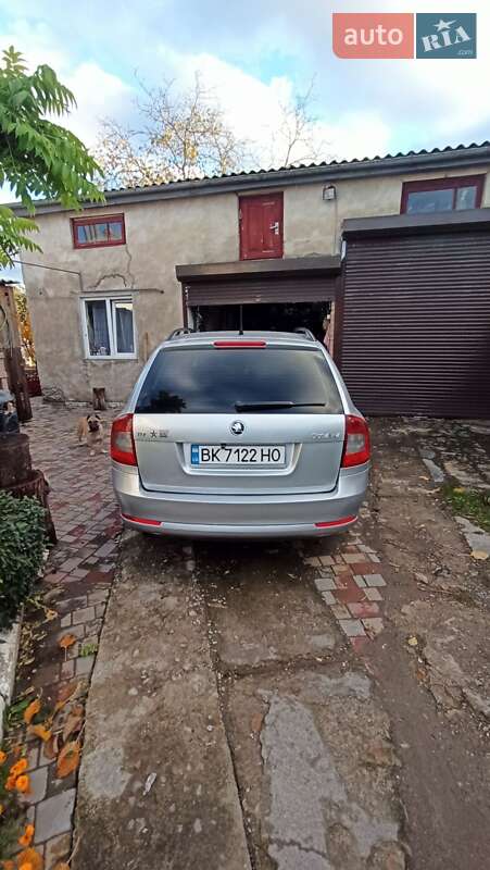 Универсал Skoda Octavia 2011 в Ровно