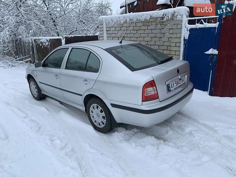 Лифтбек Skoda Octavia 2006 в Чугуеве