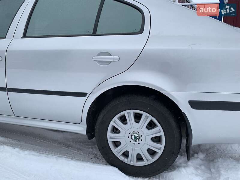 Лифтбек Skoda Octavia 2006 в Чугуеве