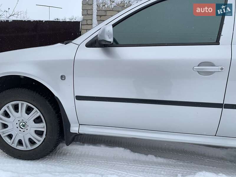 Лифтбек Skoda Octavia 2006 в Чугуеве