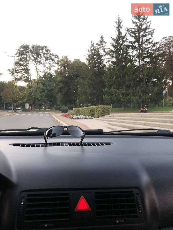 Ліфтбек Skoda Octavia 2001 в Києві
