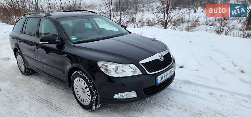 Универсал Skoda Octavia 2011 в Черкассах фото 2 Универсал Skoda Octavia 2011 в Черкассах