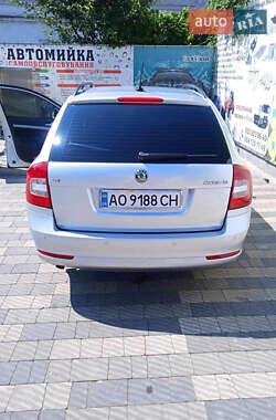 Универсал Skoda Octavia 2012 в Ужгороде