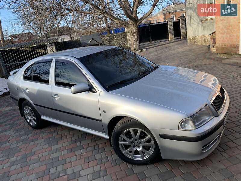 Лифтбек Skoda Octavia 2008 в Бобринце