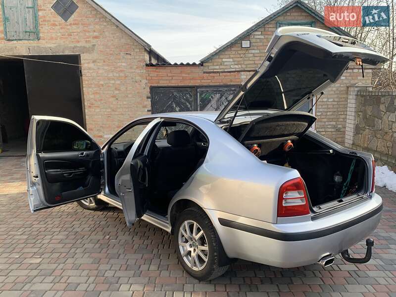 Лифтбек Skoda Octavia 2008 в Бобринце