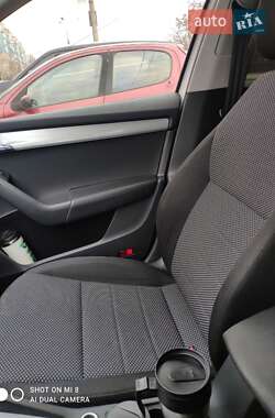 Лифтбек Skoda Octavia 2014 в 