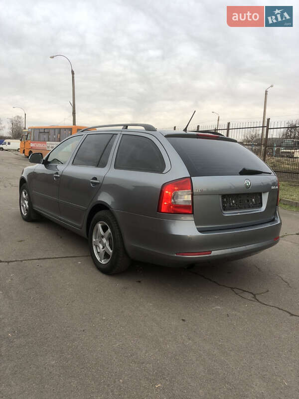 Універсал Skoda Octavia 2012 в Луцьку