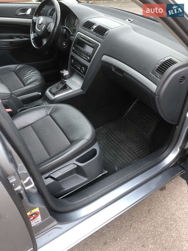 Універсал Skoda Octavia 2012 в Луцьку